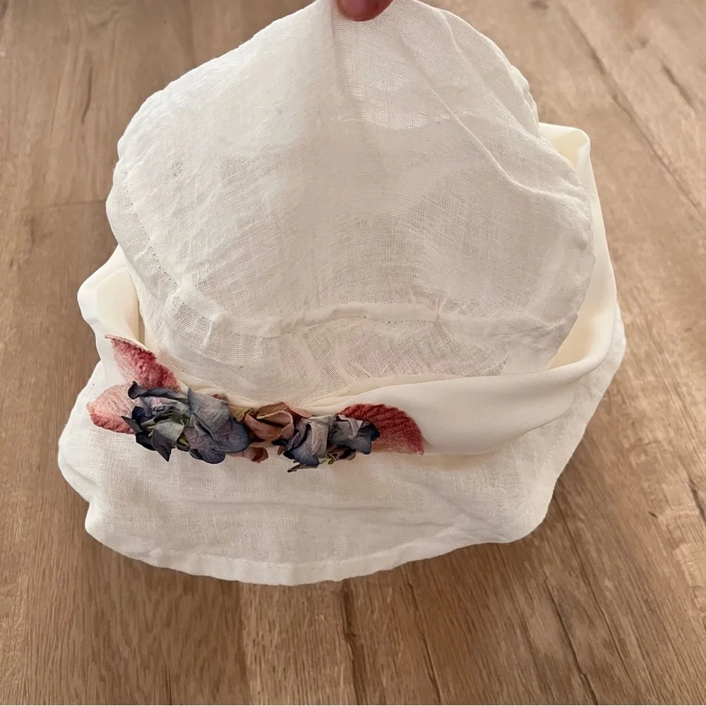 Beautiful Vintage Women Light Weight White Cotton With Flowers Soft Bucket‎ Hat